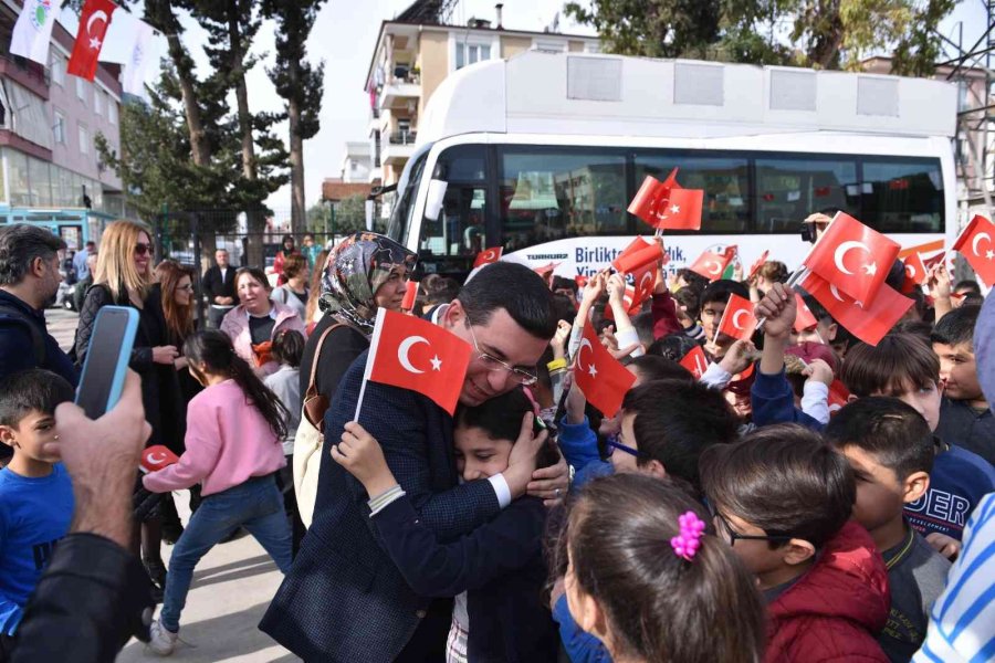 Kepez’den, İsmail Hakkı Kaya İlkokulu’na Çok Amaçlı Salon