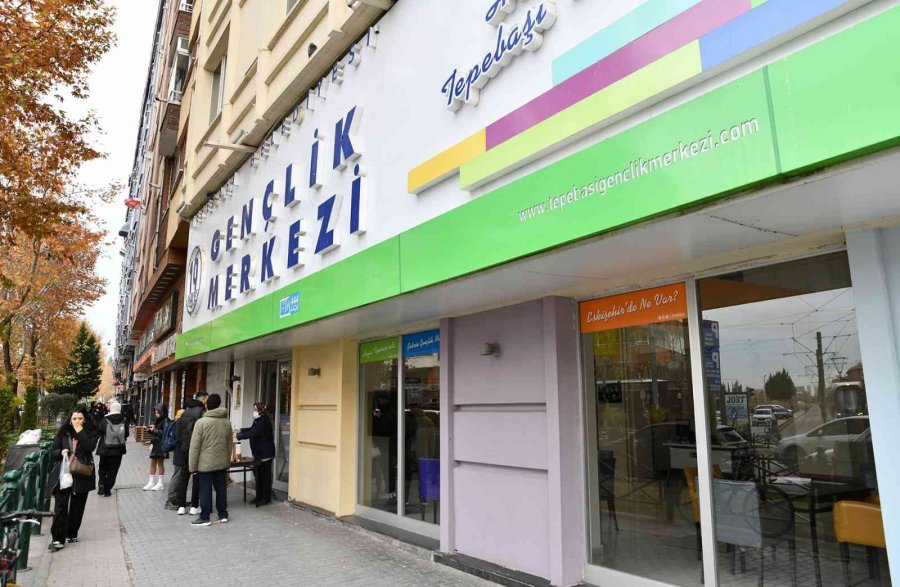 Gençlerin İçi Çorba İkramı İle Isınıyor