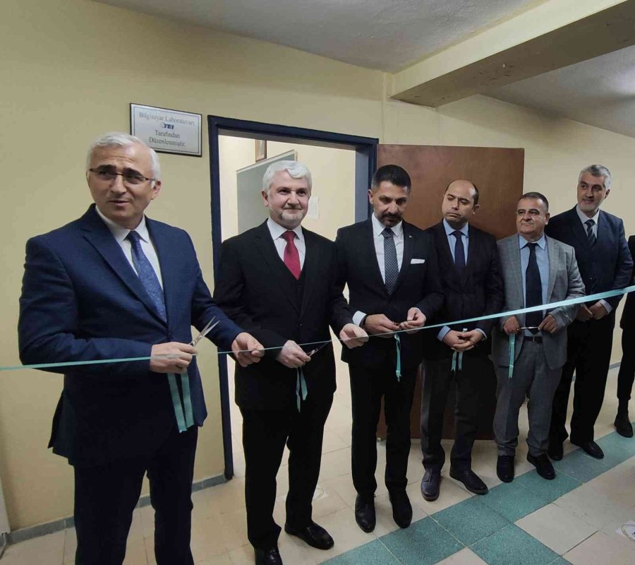 Teı’den Esogü Sivrihisar Myo’ya Bilgisayar Laboratuvarı