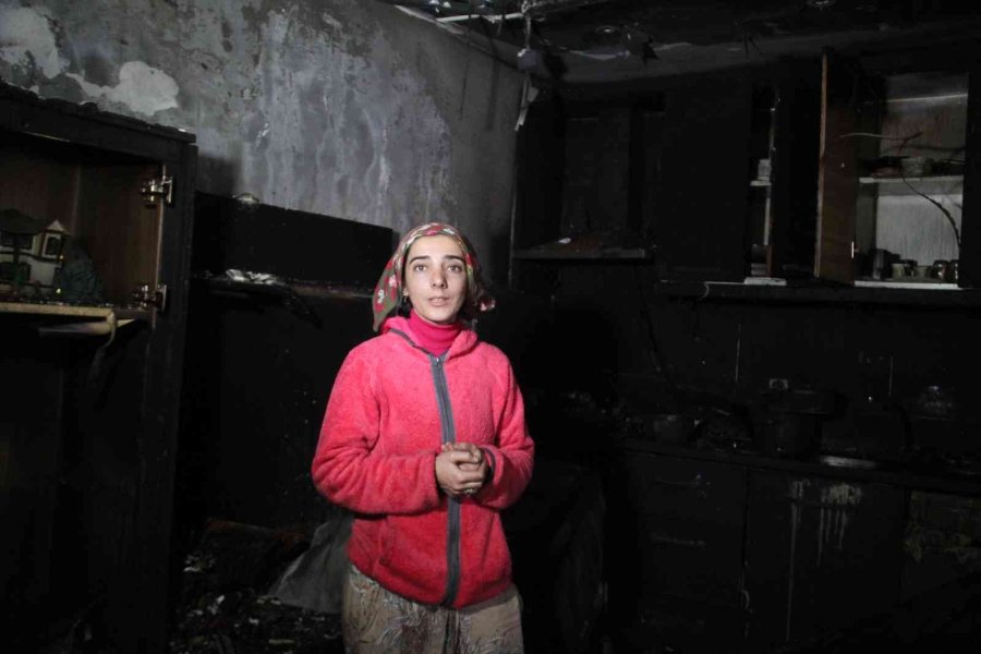 İşe Giden Anne, Dönüşte Evini Yanmış Halde Buldu