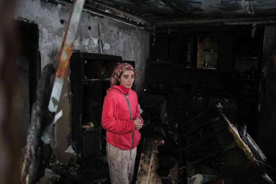 İşe Giden Anne, Dönüşte Evini Yanmış Halde Buldu