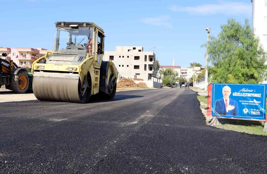 Akdeniz’de Sıcak Asfalt Serimi Başladı