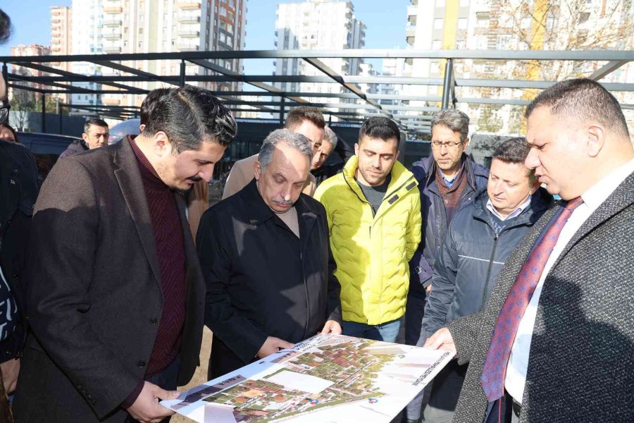 Mevlana Meydanı Ağaçlandırılıyor