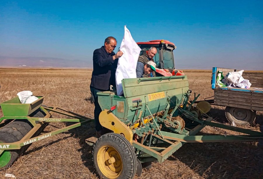 Eskişehir’de 44 Çeşit Yerli Ve Milli Tohum Yeşerecek