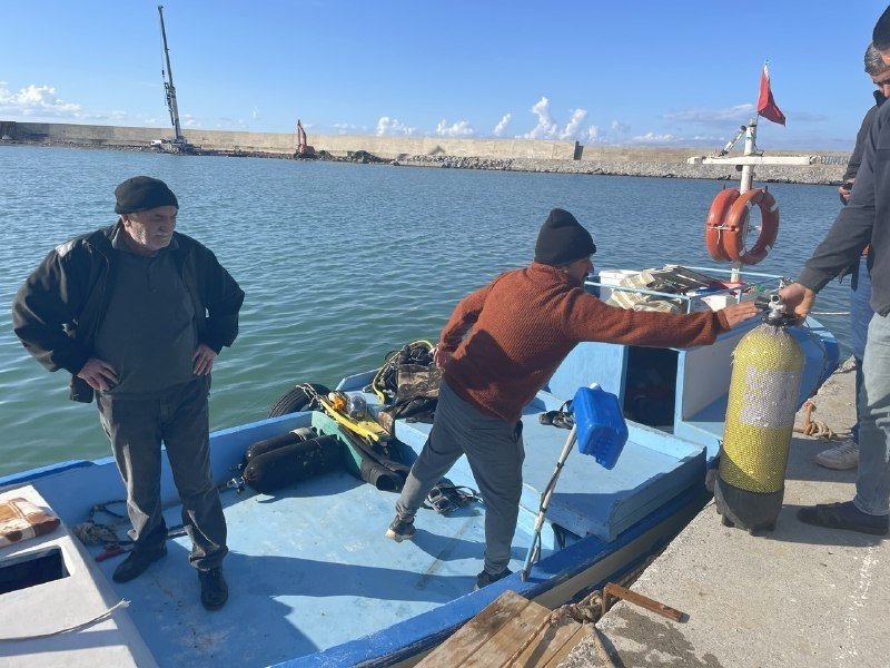 Antalya’da Dalgıçlar Kayıp Sedanur’u Bulmak İçin Denizde Yeniden Çalışma Başlattı