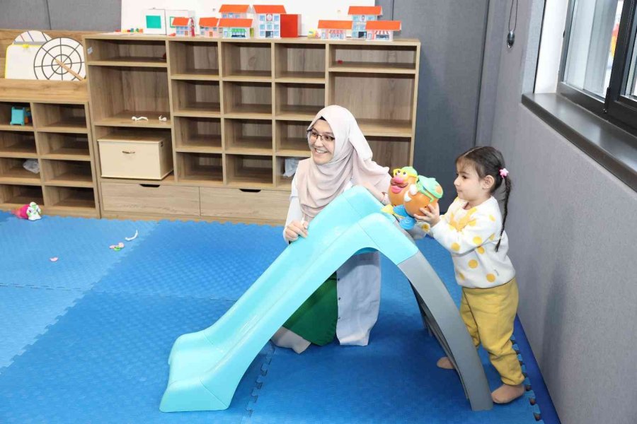 Büyükkılıç, Yıldız Ve Aksu’dan Engelleri Ortadan Kaldıran Merkeze Ziyaret