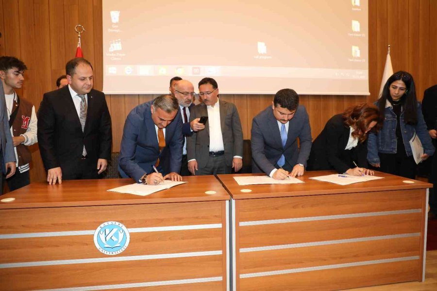 Vali Çiçek’ten Develi Ziyareti