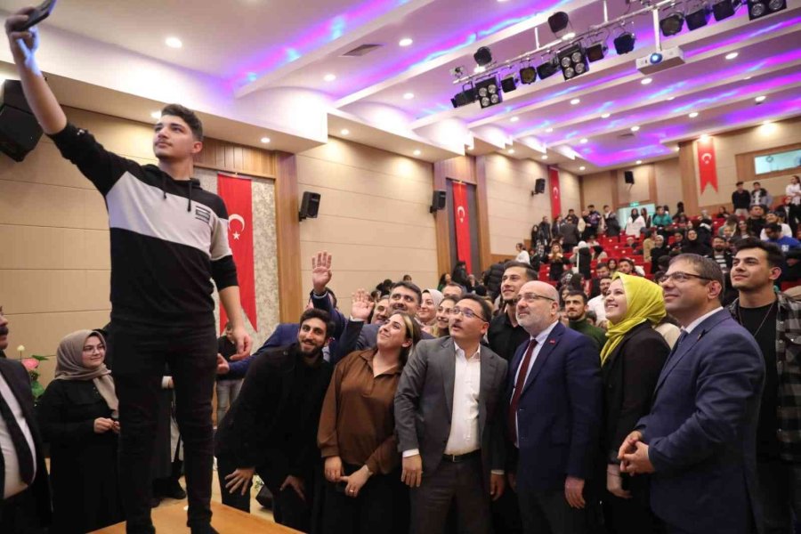 Kayü Seyrani Kampüsü’nde ‘vali-öğrenci Buluşması’