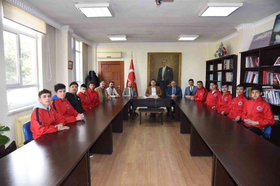 Kayseri’nin İlk Ve Tek Ragbi Takımı, İlçe Protokolü İle Bir Araya Geldi