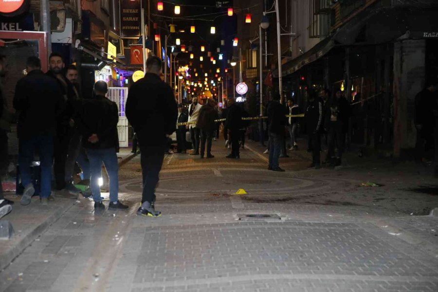 Elektrikli Testere Ve Tabancanın Kullanıldığı Kavganın Güvenlik Kamerası Görüntüleri Ortaya Çıktı