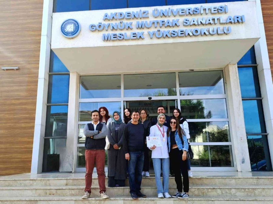 Göynük Myo Öğrencisinden Uluslararası Yarışmada İkincilik