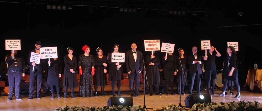 Özel Çocuklardan Özel Konser