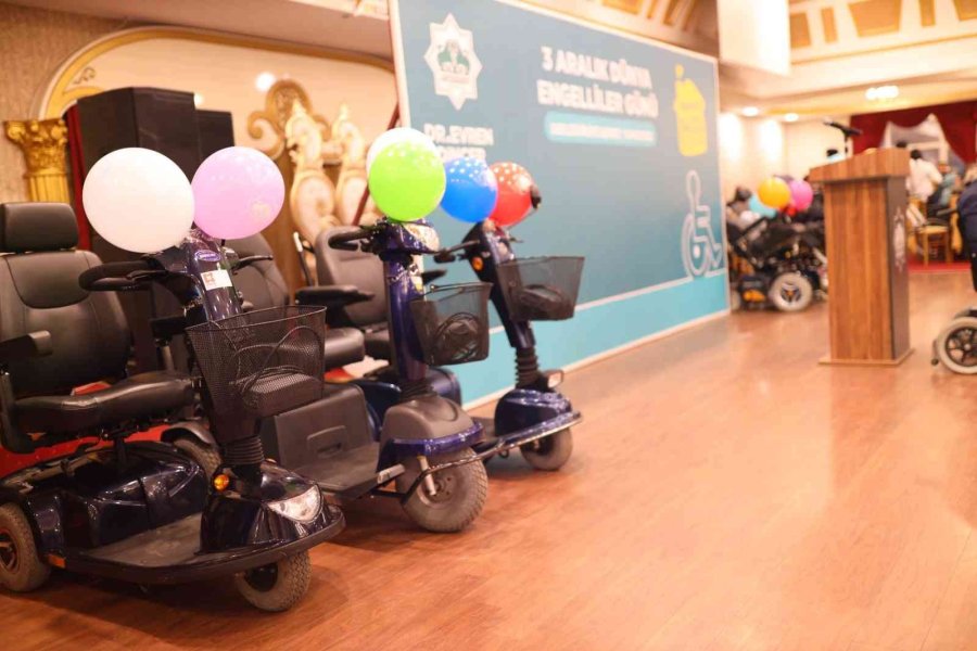 Aksaray Belediyesi’nden Anlamlı 3 Aralık Etkinliği