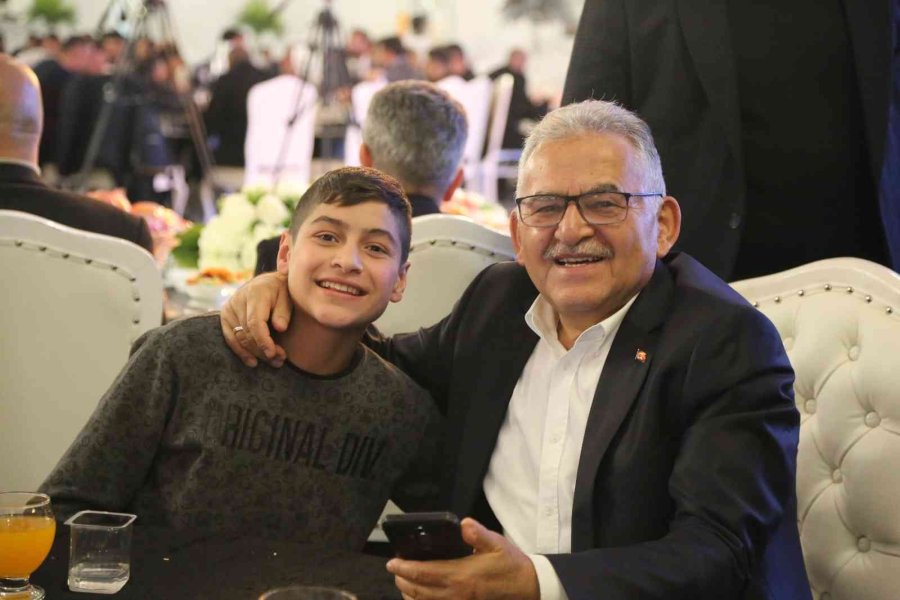 Başkan Büyükkılıç, Toplu Ulaşım Şoförleri İle Buluştu