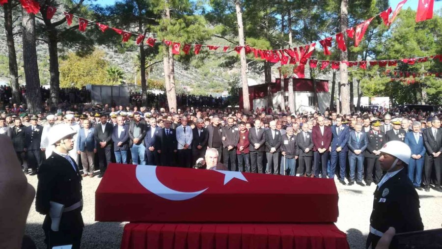 Şehit Komiser Yardımcısı Tülek, Memleketinde Son Yolculuğuna Uğurlandı