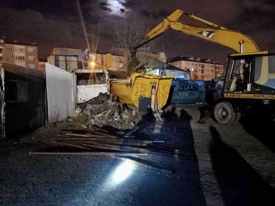 100 Bin Liralık Çalıntı Sondaj Borusunu Alan Hurdacı Gözaltına Alındı