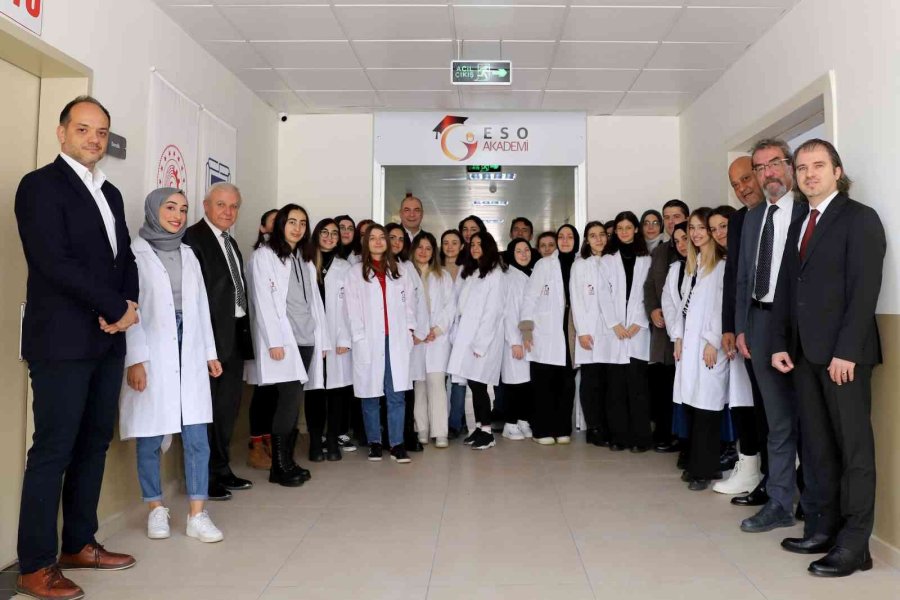 Güçlü Üretim İçin; ‘mesleki Liseli Kızlar’ Projesi