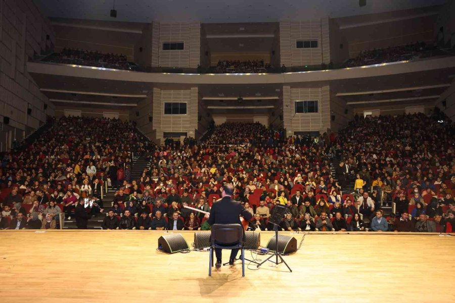 Engelliler Gününe Özel Orhan Hakalmaz Konseri