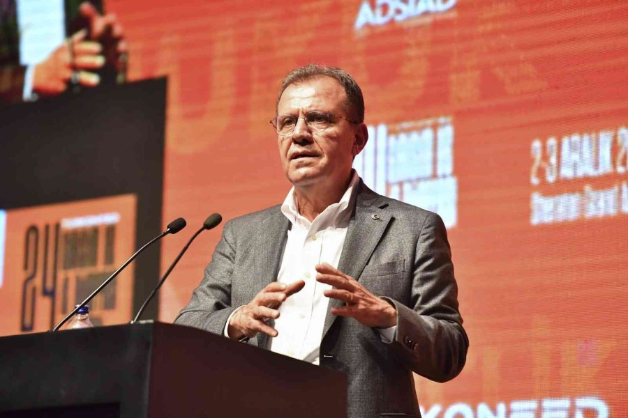 Seçer: "mersin, Markalaşma Konusunda Süratle Atılım Yapan Bir Kent"