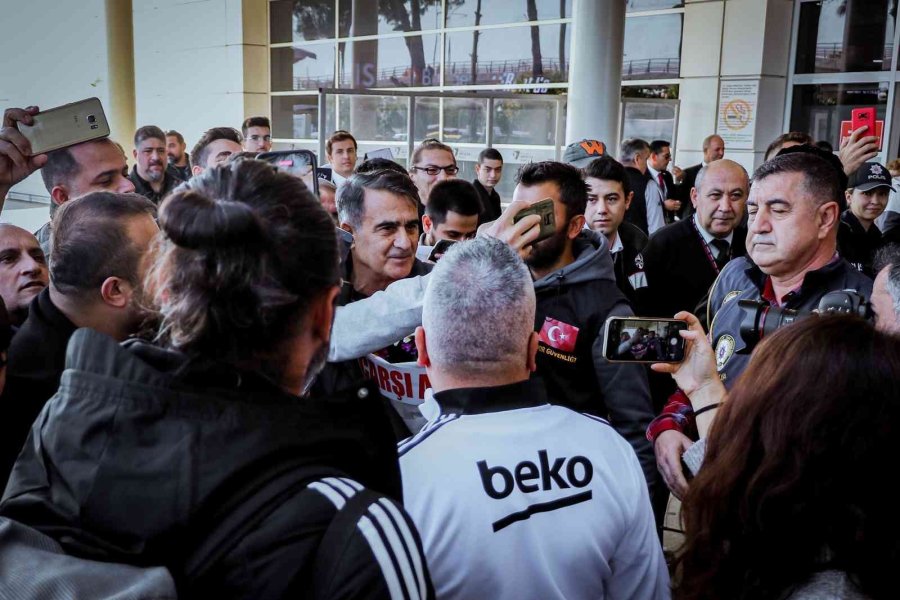 Beşiktaş Kamp İçin Antalya’ya Geldi