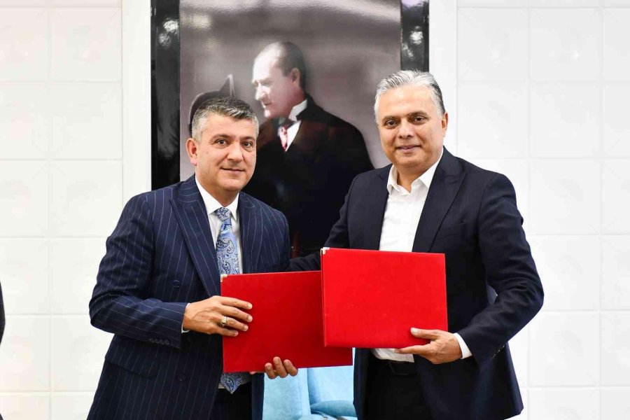 Muratpaşa’ya 4 Yeni Kapalı Pazar Yeri