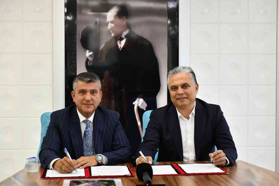 Muratpaşa’ya 4 Yeni Kapalı Pazar Yeri