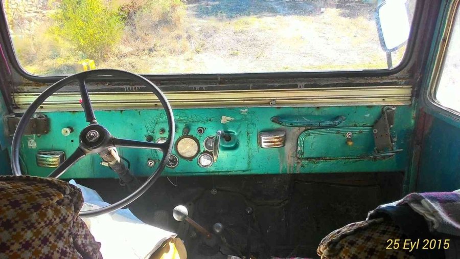 Kırmızı Işıkta Durunca Herkes Satılık Olup Olmadığını Soruyor