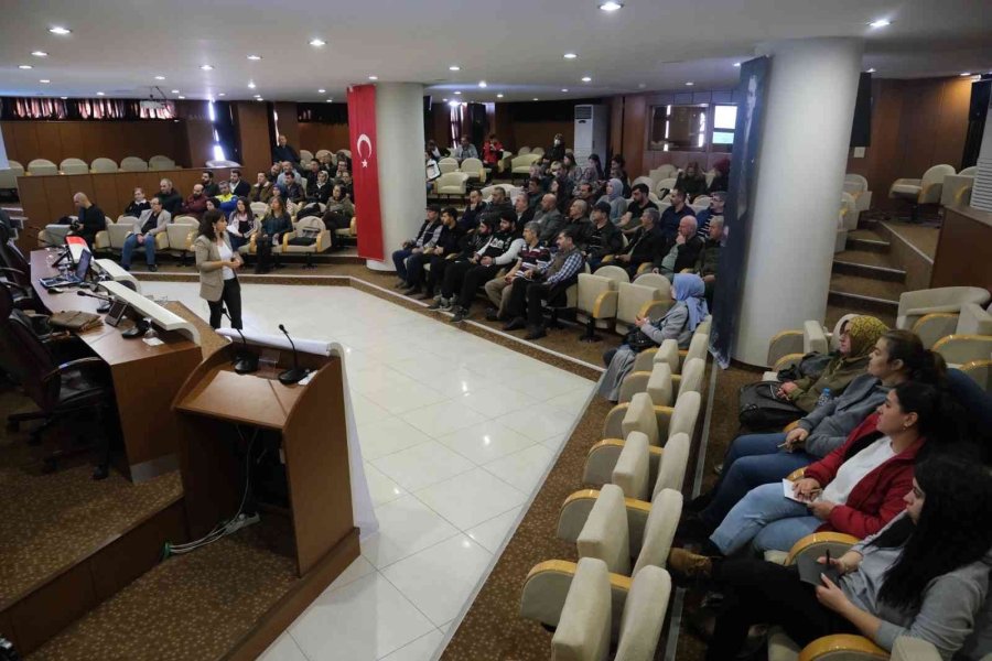 Ekmek Ve Ekmek Çeşitleri Üreten İşletme Personellerine Eğitim Verildi