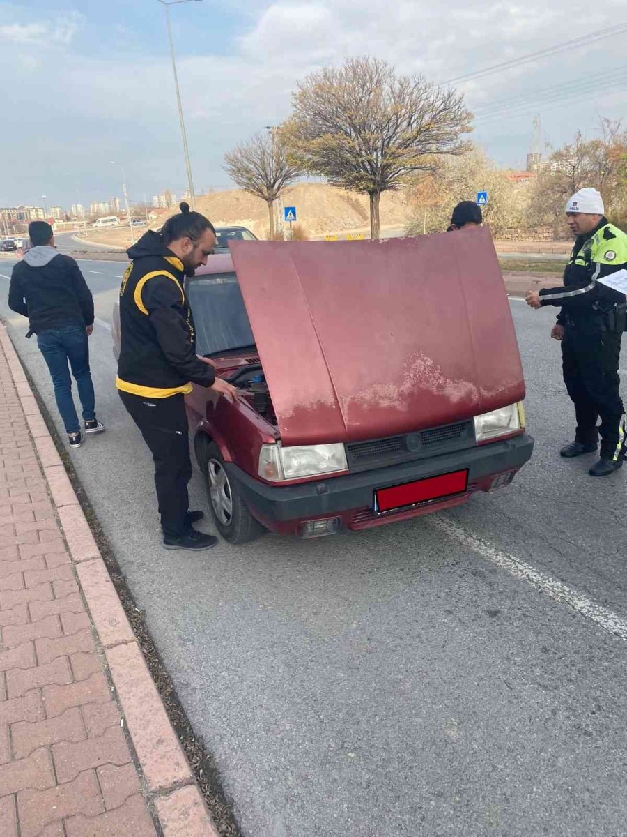 Oto Hırsızlık Ekiplerinden Motosiklet Ve Otomobil Denetimi