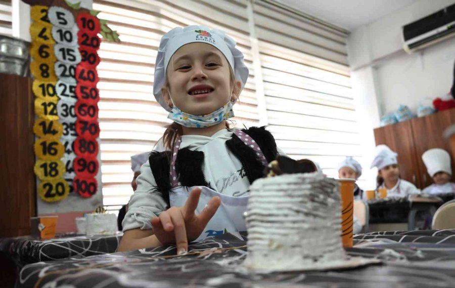 Başkan Topaloğlu Minik Aşçıların ‘pasta’ Heyecanına Ortak Oldu