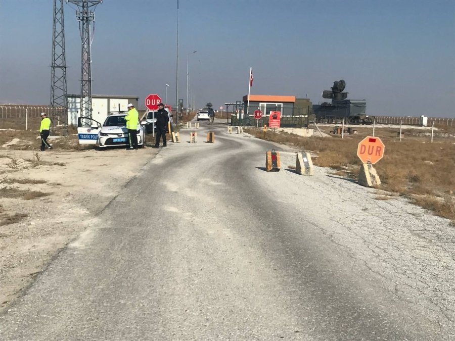 Konya’da Türk Yıldızları’na Ait Uçak Düştü, Pilot Atlayarak Kurtuldu