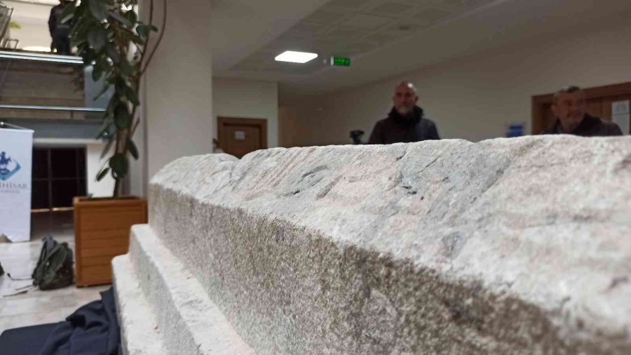 Oğlunun Sanılan Mezar Taşı Nasreddin Hoca’ya Ait Çıktı