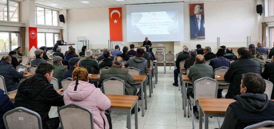 Çiftçilere Tasarruflu Su Kullanımı Eğitimleri