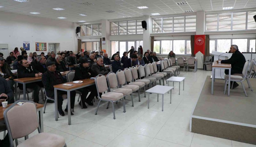 Çiftçilere Tasarruflu Su Kullanımı Eğitimleri