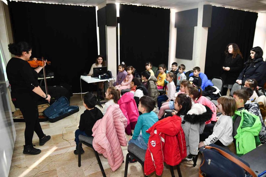 Çocuklar Enstrümanları Tanıyor