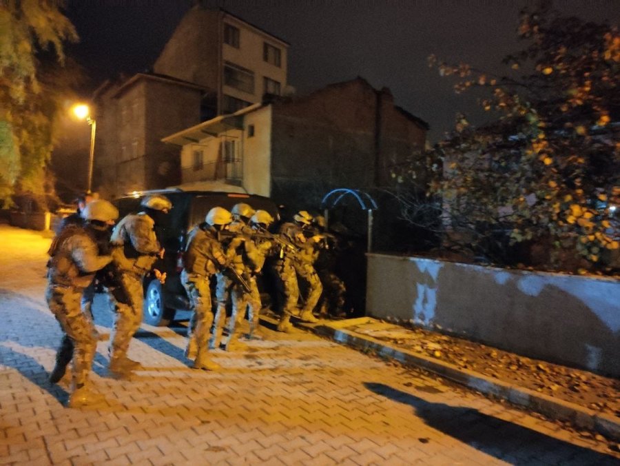 Eskişehir’de Silindir Operasyonu’nda 30 Kişi Gözaltına Alındı