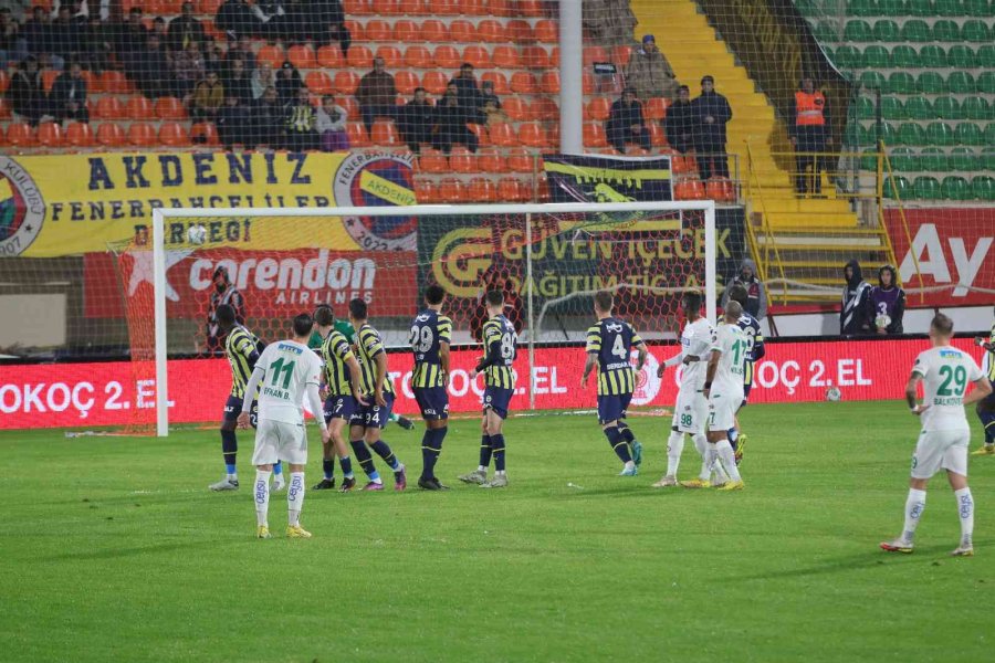 Hazırlık Maçı: Alanyaspor: 2 - Fenerbahçe: 4