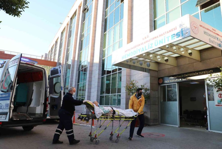 Büyükşehir’in Evde Sağlık Hizmeti İle Yüzler Gülüyor