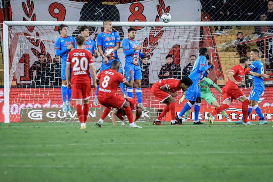 Hazırlık Maçı: Antalyaspor: 2 - Napoli: 3