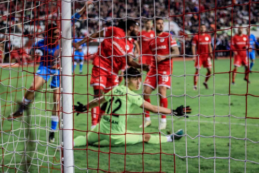 Hazırlık Maçı: Antalyaspor: 2 - Napoli: 3