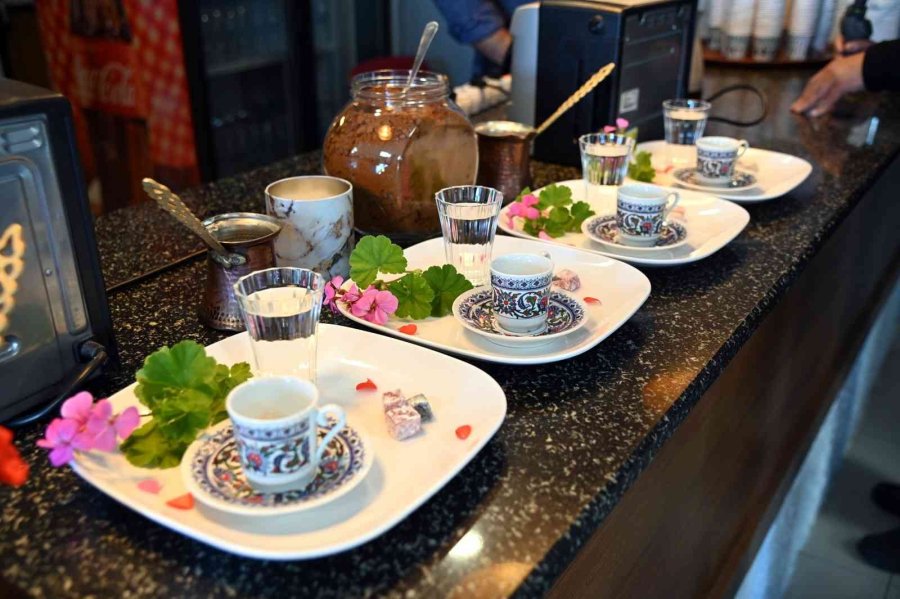 Gençler Türk Kahvesi Etikliğinde Buluştu