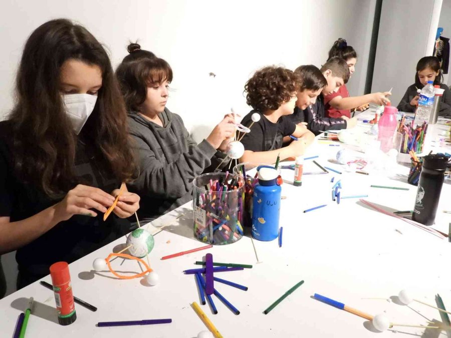 Öğrencilerden Astronomi Atölyesi’ne Yoğun İlgi