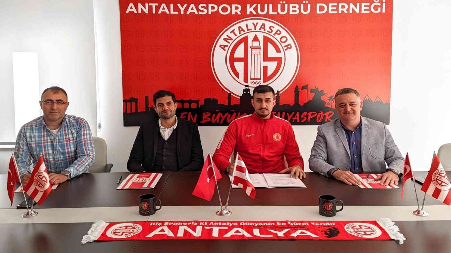 Mlli Tekvandocu Muhammet Recep Çetinkaya, Antalyaspor’da