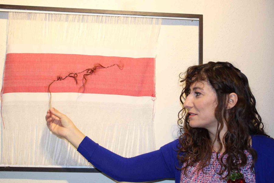 Annesinin Erken Yaştaki Evliliği Sanatçıya İlham Verdi