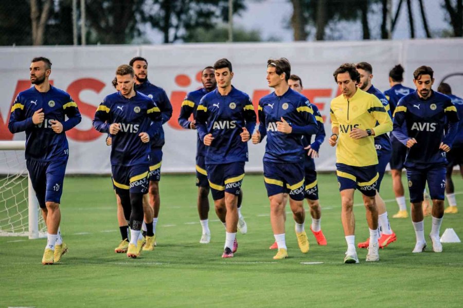 Fenerbahçe Hazırlıklarını Sürdürdü