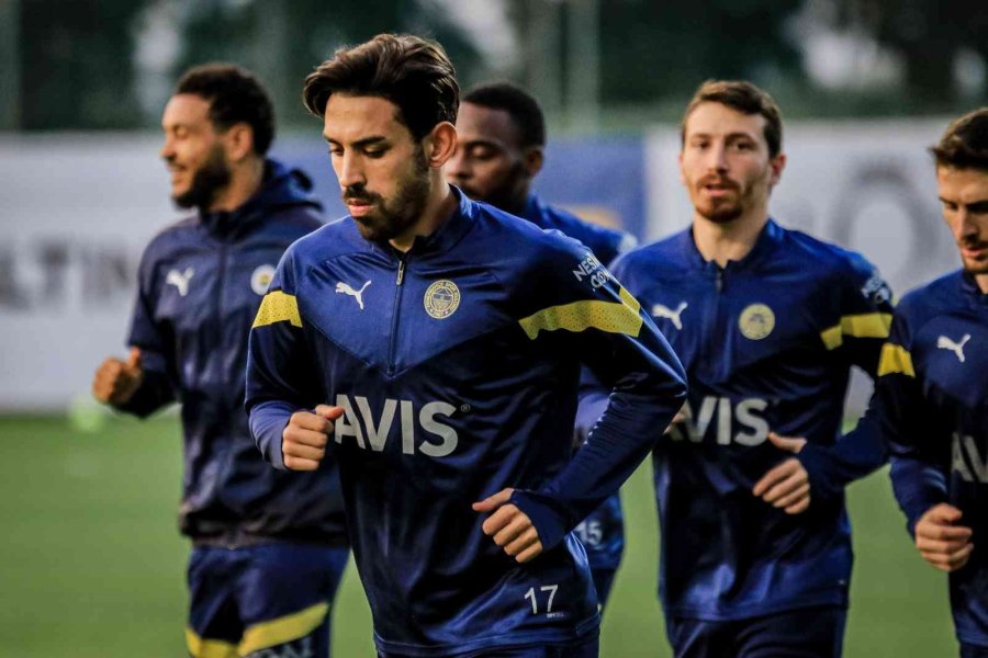 Fenerbahçe Hazırlıklarını Sürdürdü