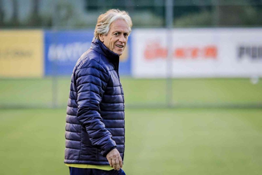 Fenerbahçe Hazırlıklarını Sürdürdü