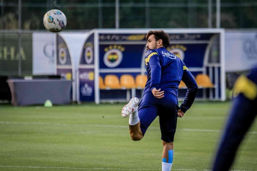 Fenerbahçe Hazırlıklarını Sürdürdü