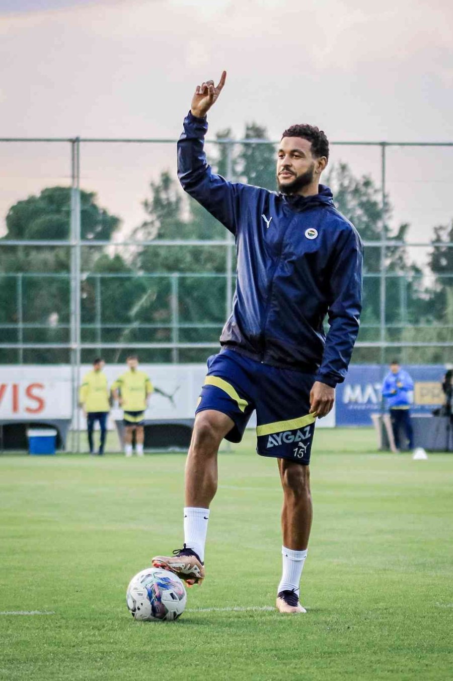 Fenerbahçe Hazırlıklarını Sürdürdü