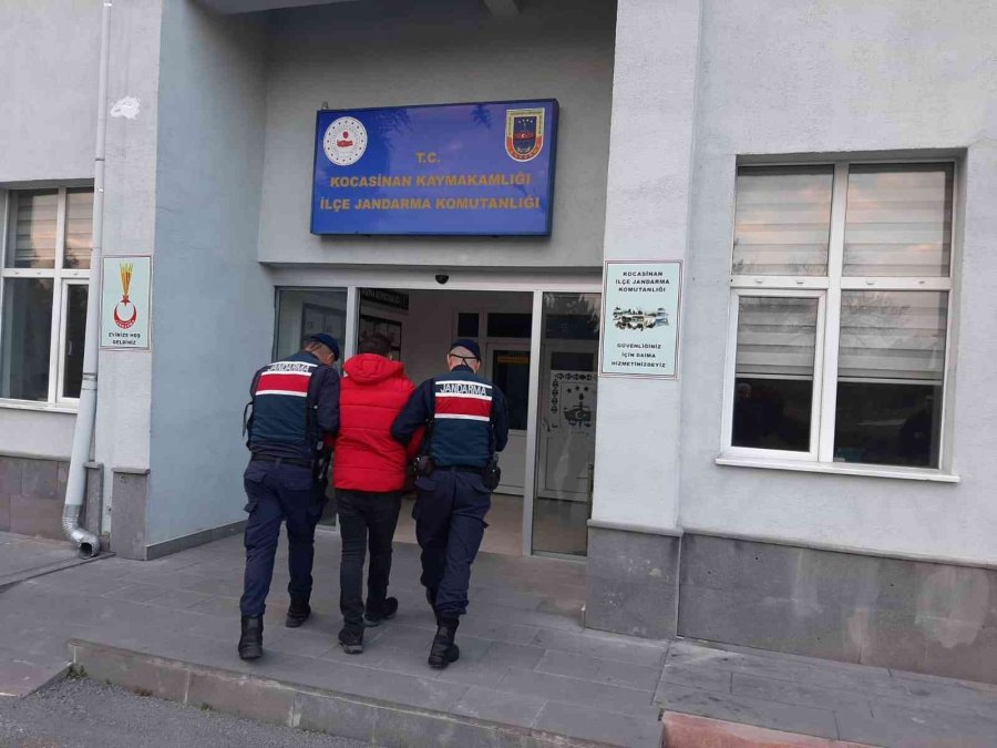 Hükümlü İhraç Astsubay Jandarmadan Kaçamadı